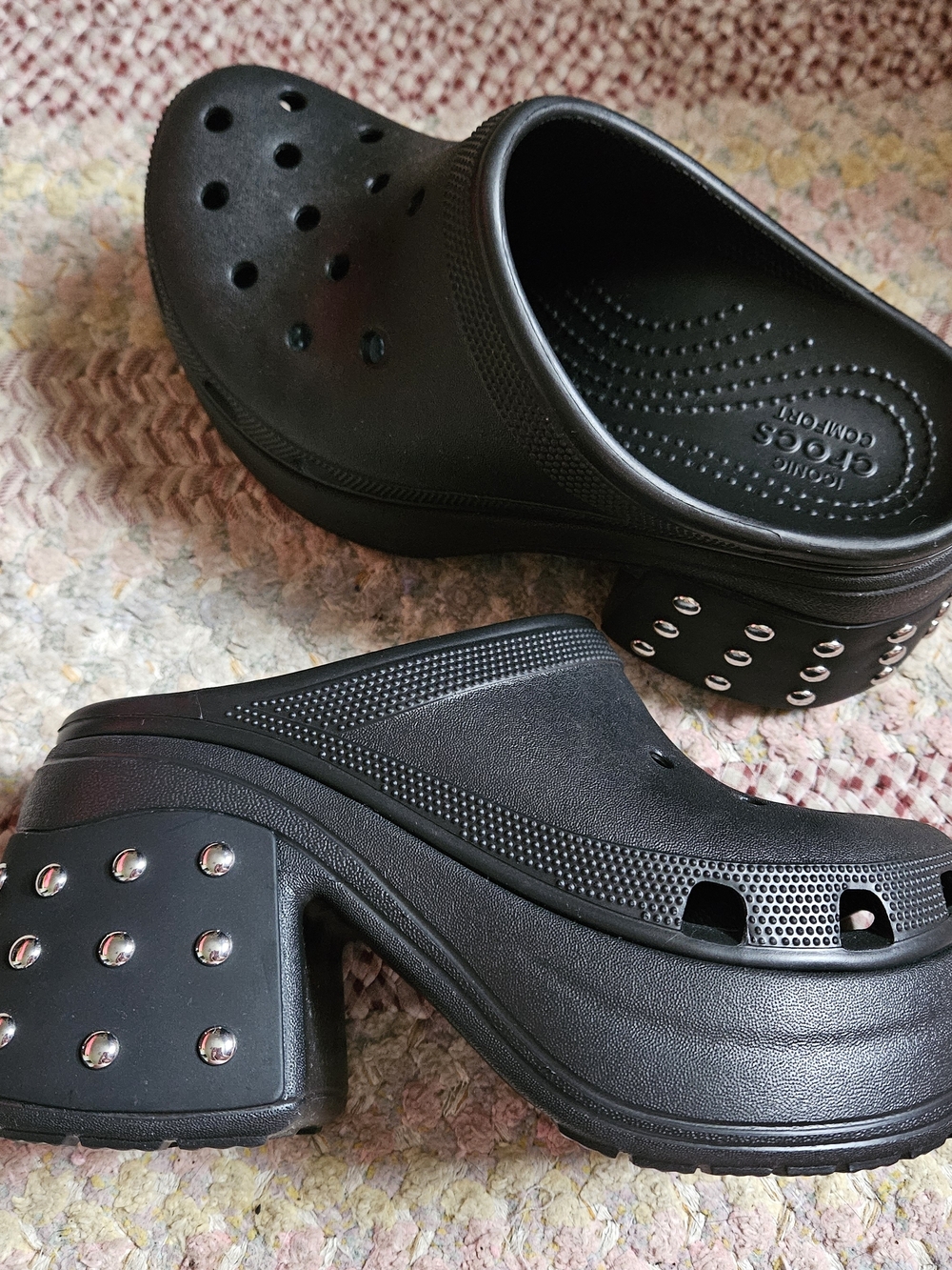 Size 7 Like New - Never Worn Or Traded Studded Siren Platform Crocs
